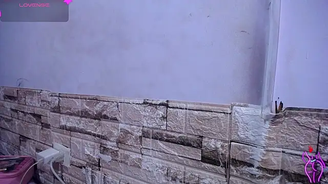 Snapshot of Bicky_24 chatting on 02/14/26, 09:42 Bicky 24 online show from 02/14/26, 09:42