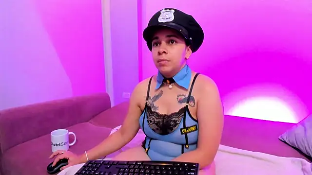 CataleyaAmaya online show from 11/20/25, 12:06