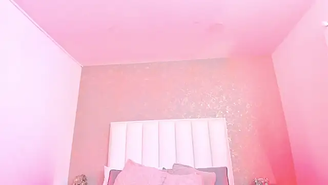 KaylieBrooks online show from 04/07/26, 01:35