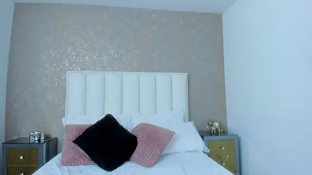 KaylieBrooks online show from 12/02/25, 07:04