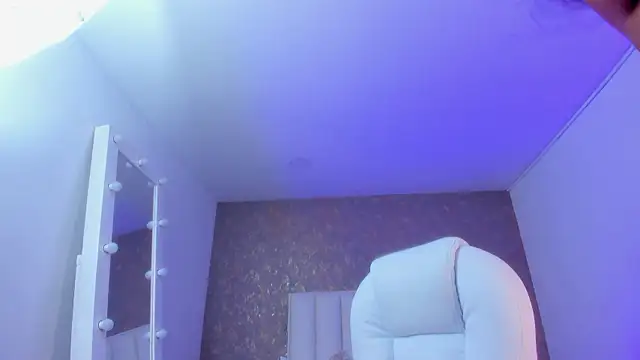 KaylieBrooks online show from 12/04/25, 07:24