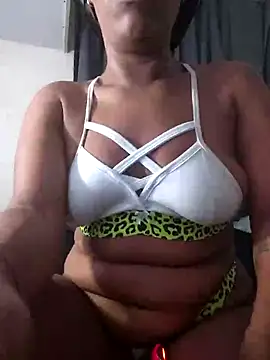 Kristal Bronw Lawren online show from 10/06/25, 04:13