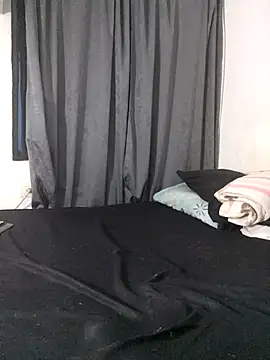 Kristal Bronw Lawren online show from 10/05/25, 01:51