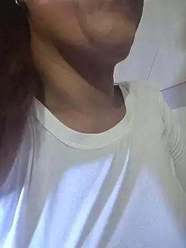 Kristal Bronw Lawren online show from 11/25/25, 02:06