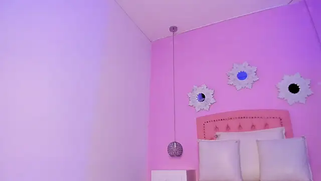 CannelaSmith online show from 12/18/25, 07:29