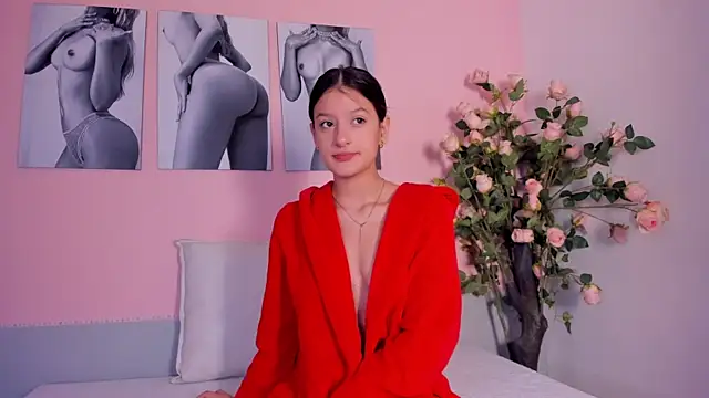 Stefany gonzales  online show from 10/20/25, 11:44