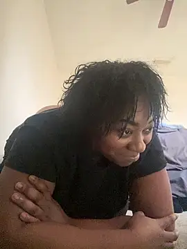 luvluvbubblesxo online show from 12/21/25, 08:31