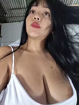 Snapshot of karly_hot_ chatting on 06/06/26, 12:05 karly hot online show from 06/06/26, 12:05