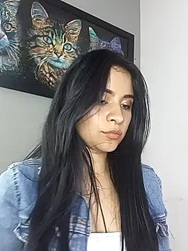 ValerieLove  online show from 10/23/25, 08:07