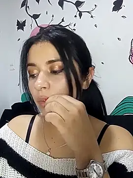 ValerieLove  online show from 09/20/25, 07:41