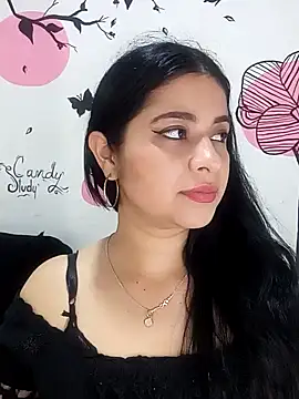 ValerieLove  online show from 10/05/25, 07:26