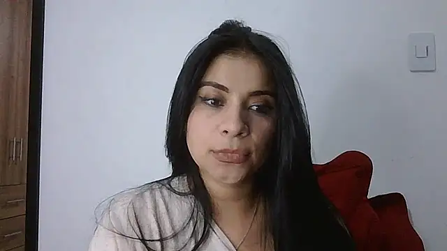 ValerieLove  online show from 11/25/25, 05:41