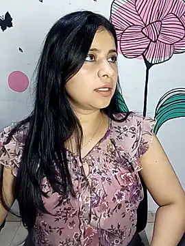 ValerieLove  online show from 10/10/25, 08:53