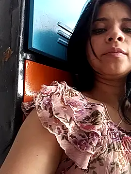 ValerieLove  online show from 09/22/25, 07:09