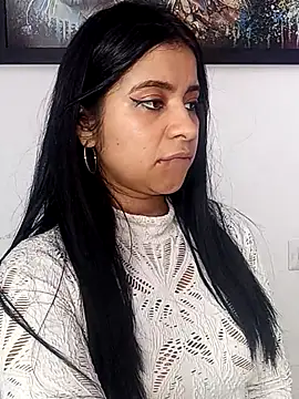 ValerieLove  online show from 11/03/25, 07:50