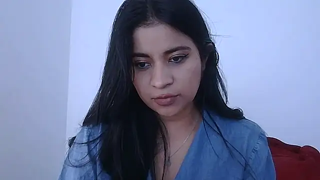 ValerieLove  online show from 12/03/25, 08:08