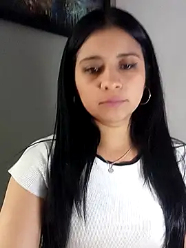 ValerieLove  online show from 10/01/25, 07:18