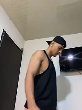 Snapshot of Smith_Fitness chatting on 05/12/26, 01:17 Smith Fitness online show from 05/12/26, 01:17