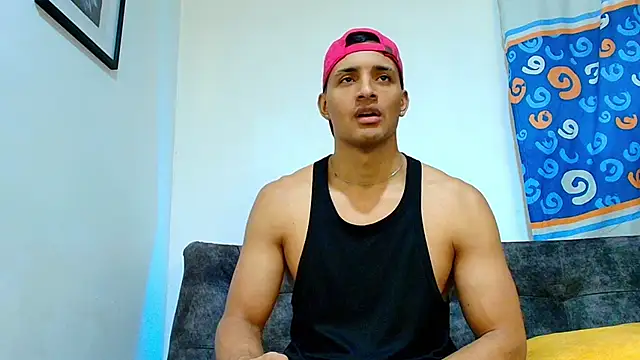 Snapshot of Smith_Fitness chatting on 07/02/26, 01:06 Smith Fitness online show from 07/02/26, 01:06