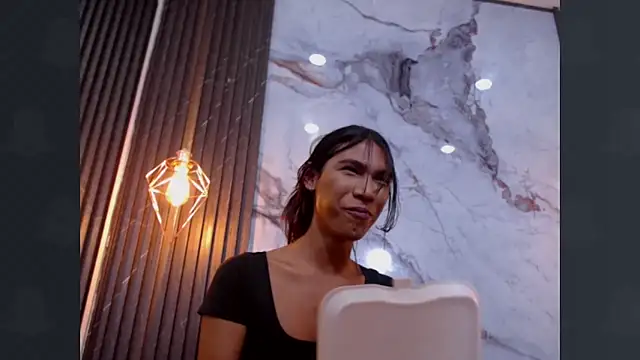 Penelopee Rouse online show from 03/15/26, 07:32