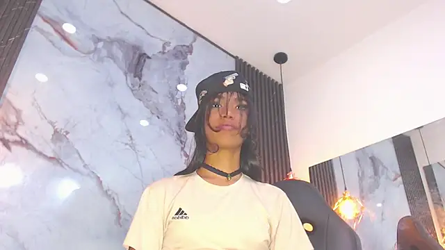 Penelopee Rouse online show from 04/13/26, 11:58