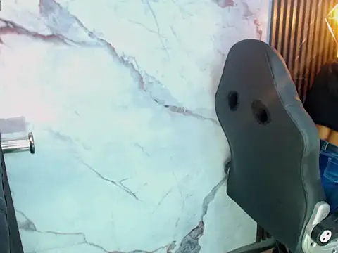 Penelopee Rouse online show from 03/25/26, 07:35