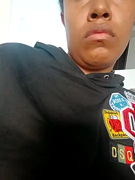 Snapshot of MoniqueMulberry chatting on 11/29/25, 07:25 MoniqueMulberry online show from 11/29/25, 07:25