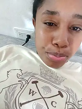 MoniqueMulberry online show from 10/05/25, 07:48