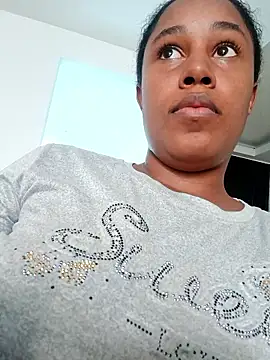 Snapshot of MoniqueMulberry chatting on 12/01/25, 08:21 MoniqueMulberry online show from 12/01/25, 08:21