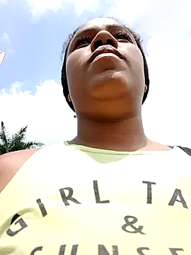 MoniqueMulberry online show from 10/01/25, 06:45