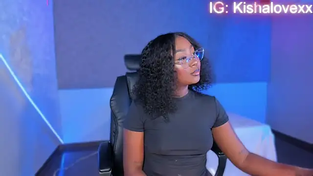Snapshot of Kishalove_ chatting on 10/14/25, 10:27 Kishalove online show from 10/14/25, 10:27