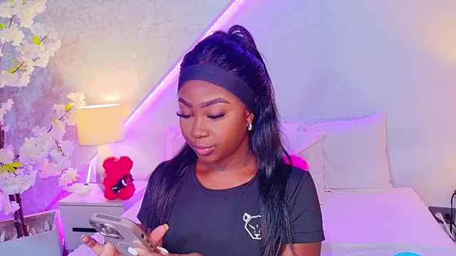 Snapshot of Kishalove_ chatting on 07/24/26, 10:33 Kishalove online show from 07/24/26, 10:33