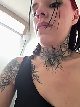 Meganreed  online show from 11/20/25, 10:09