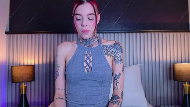 Snapshot of Meganreed_ chatting on 05/27/26, 10:17 Meganreed online show from 05/27/26, 10:17