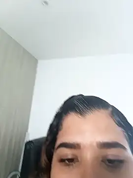 MadissonRizz online show from 10/21/25, 08:08