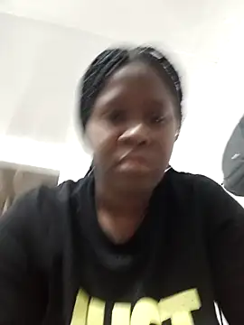 Snapshot of Megan_boobss chatting on 09/18/25, 03:15 Megan boobss online show from 09/18/25, 03:15