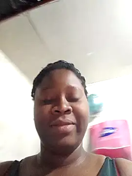 Snapshot of Megan_boobss chatting on 10/28/25, 11:25 Megan boobss online show from 10/28/25, 11:25