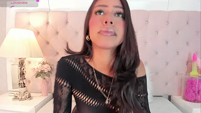 CaterinaRomano online show from 11/12/25, 01:48