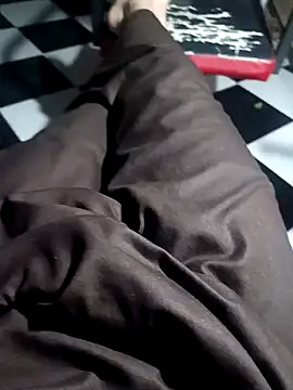 anis3g4 online show from 10/08/25, 10:32