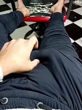 anis3g4 online show from 10/02/25, 06:44