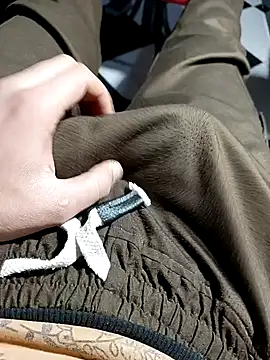 anis3g4 online show from 11/07/25, 09:08