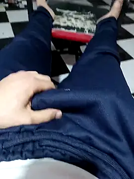 anis3g4 online show from 02/24/26, 12:11