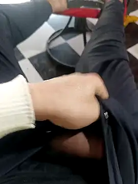 anis3g4 online show from 10/04/25, 01:23