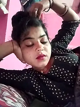 Yatiksha Beby online show from 02/15/26, 12:55