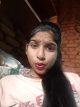 Snapshot of Yatiksha_Beby chatting on 10/25/25, 05:39 Yatiksha Beby online show from 10/25/25, 05:39