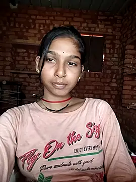 Snapshot of Yatiksha_Beby chatting on 09/27/25, 04:51 Yatiksha Beby online show from 09/27/25, 04:51