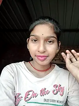 Snapshot of Yatiksha_Beby chatting on 11/07/25, 06:29 Yatiksha Beby online show from 11/07/25, 06:29