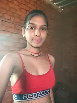 Snapshot of Yatiksha_Beby chatting on 09/09/25, 05:06 Yatiksha Beby online show from 09/09/25, 05:06