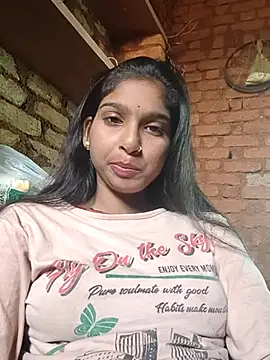 Snapshot of Yatiksha_Beby chatting on 10/18/25, 08:16 Yatiksha Beby online show from 10/18/25, 08:16