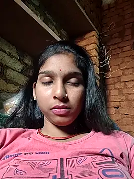 Snapshot of Yatiksha_Beby chatting on 10/15/25, 09:06 Yatiksha Beby online show from 10/15/25, 09:06